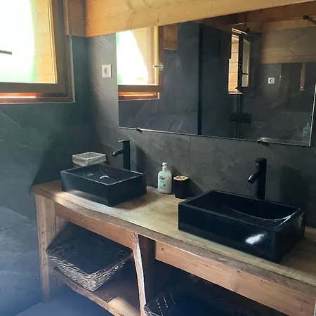 Les Sapins Sauna Au Pied Des Pistes *